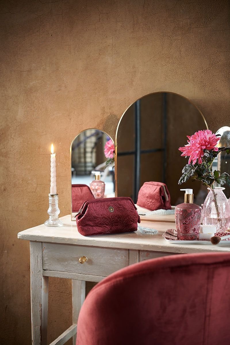 Косметичка маленькая Velvet Quilted Days Red ракурс 4