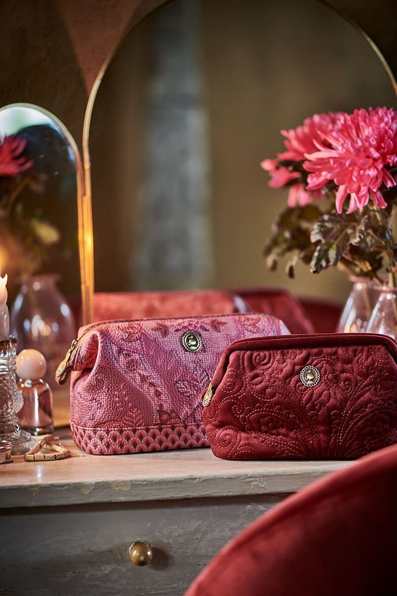 Косметичка маленькая Velvet Quilted Days Red ракурс 5