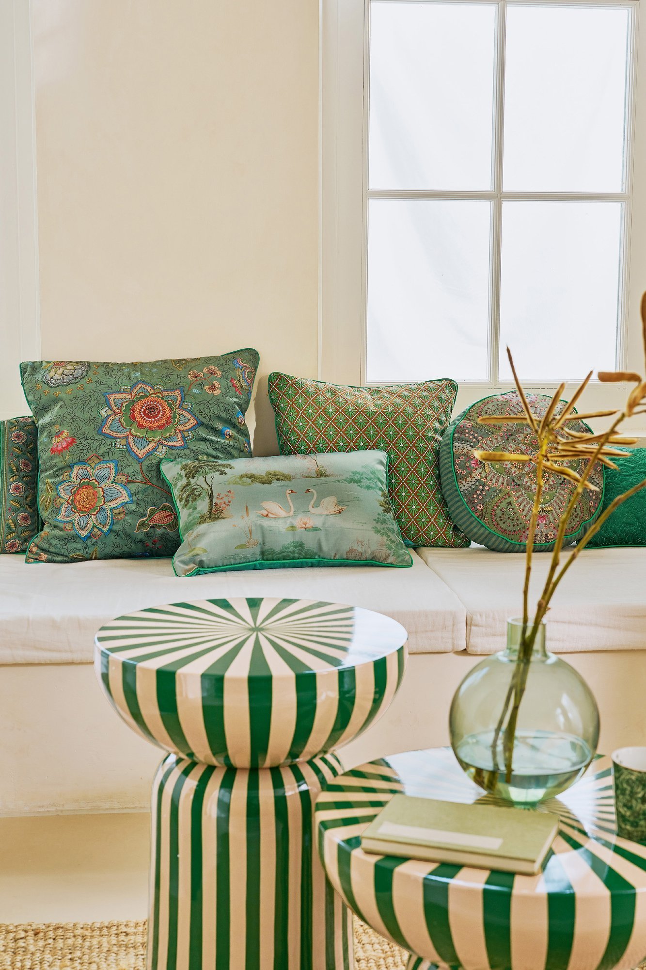 Подушка декоративная Mumbai Morning Green, 60х60 см
