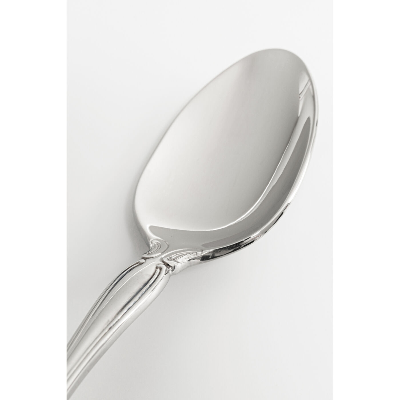 Набор столовых приборов Attina Silver (16 пр.) ракурс 4