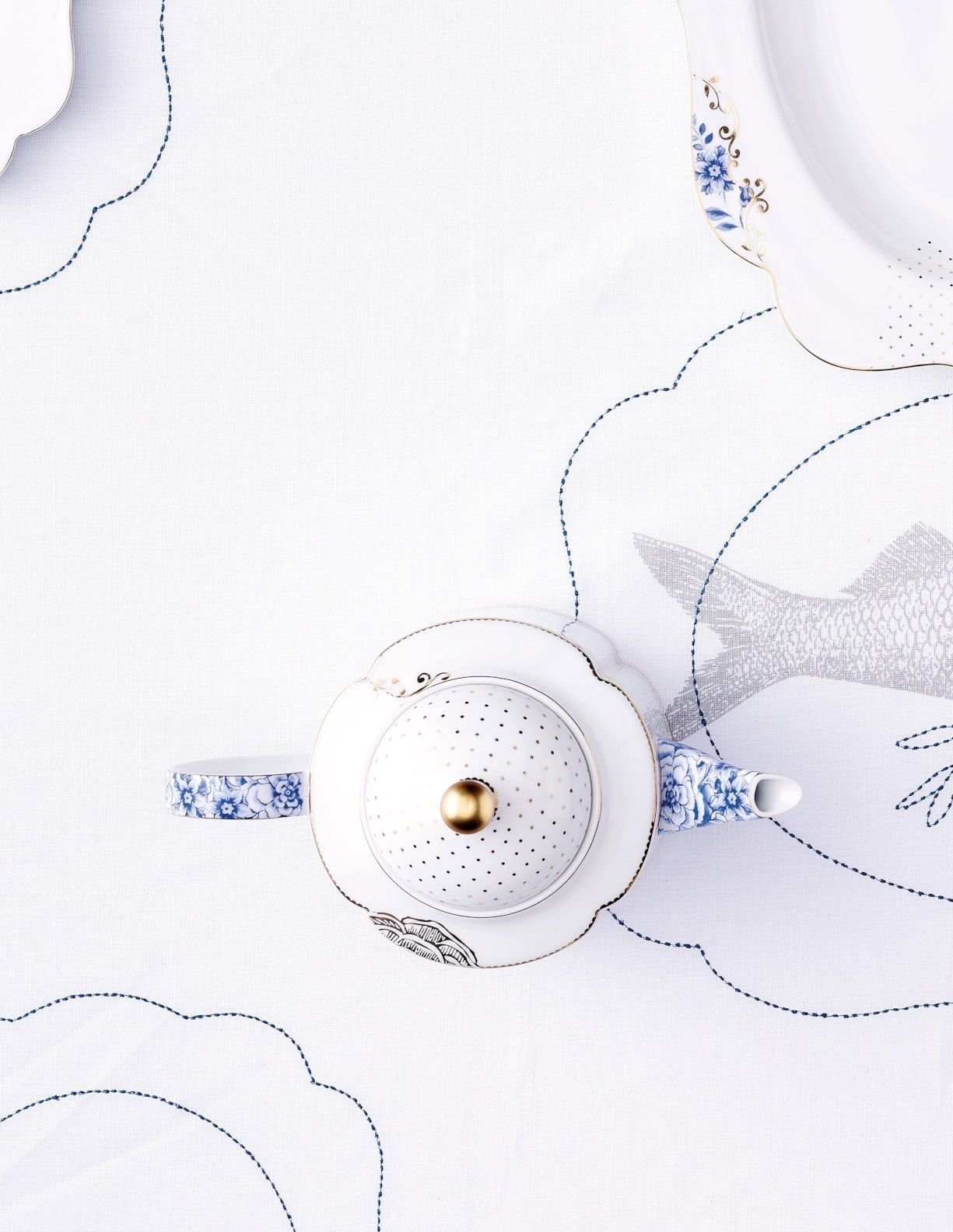 Чайник заварочный маленький Royal White ракурс 3