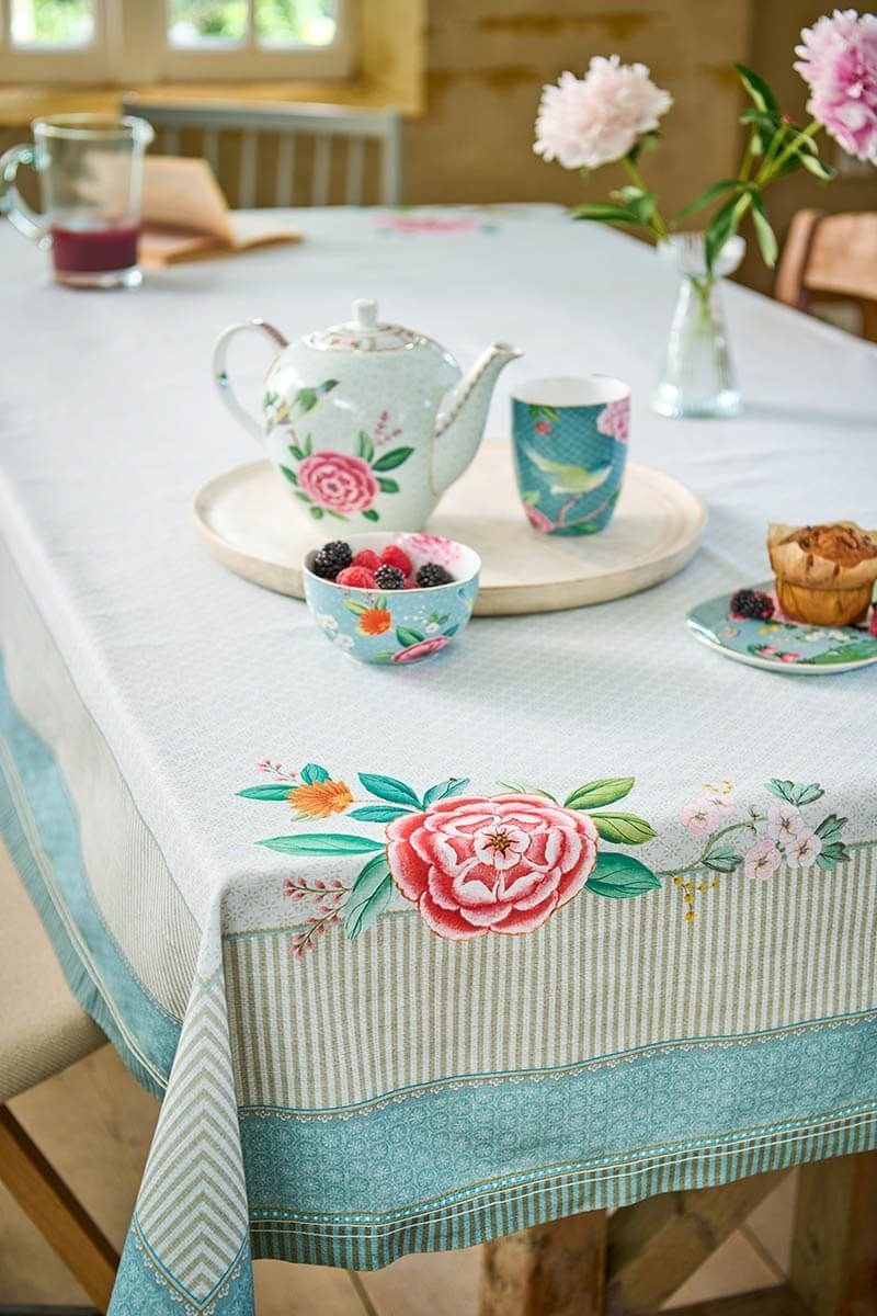 Скатерть Blushing Birds Khaki ракурс 6