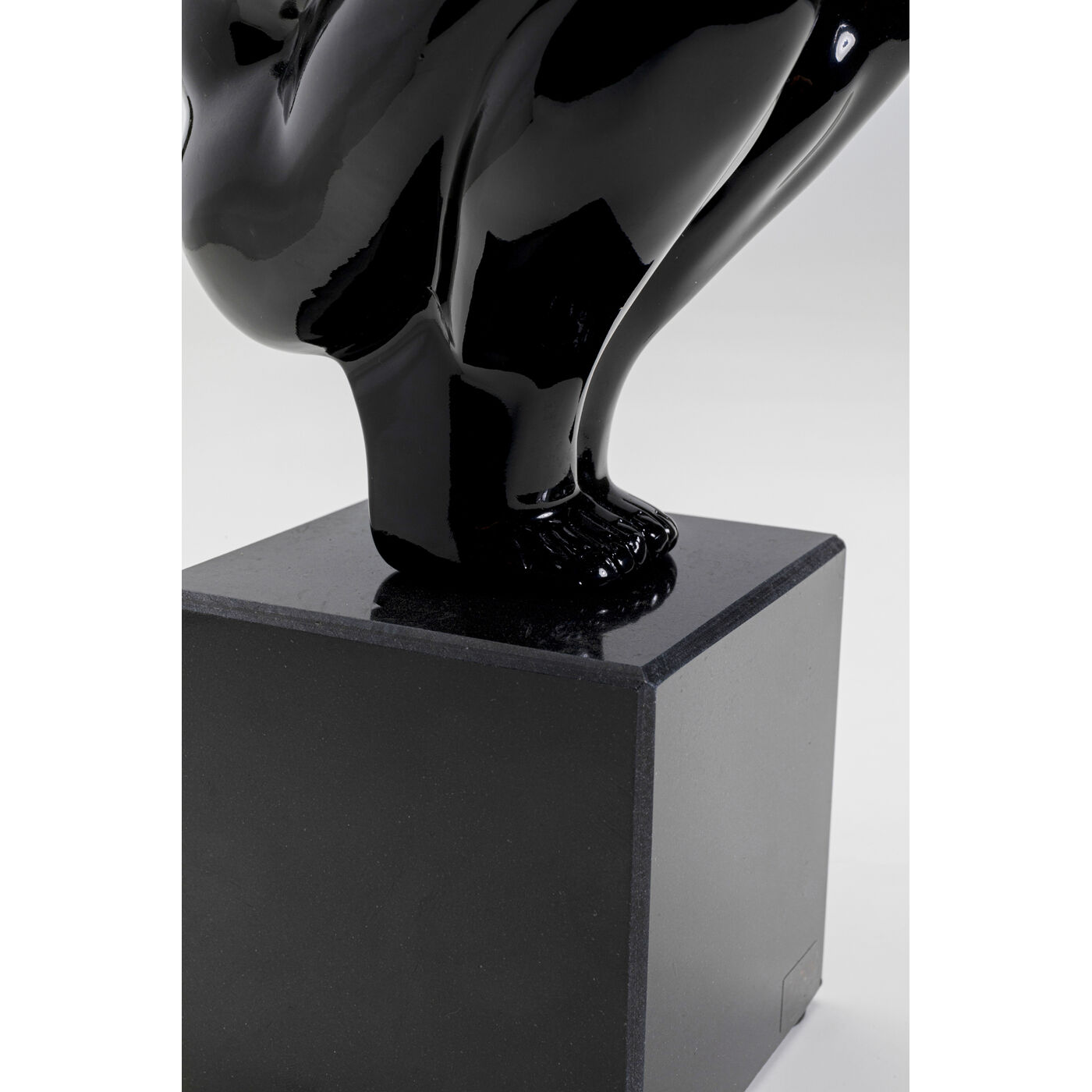 Фигура декоративная Athlet Black ракурс 5