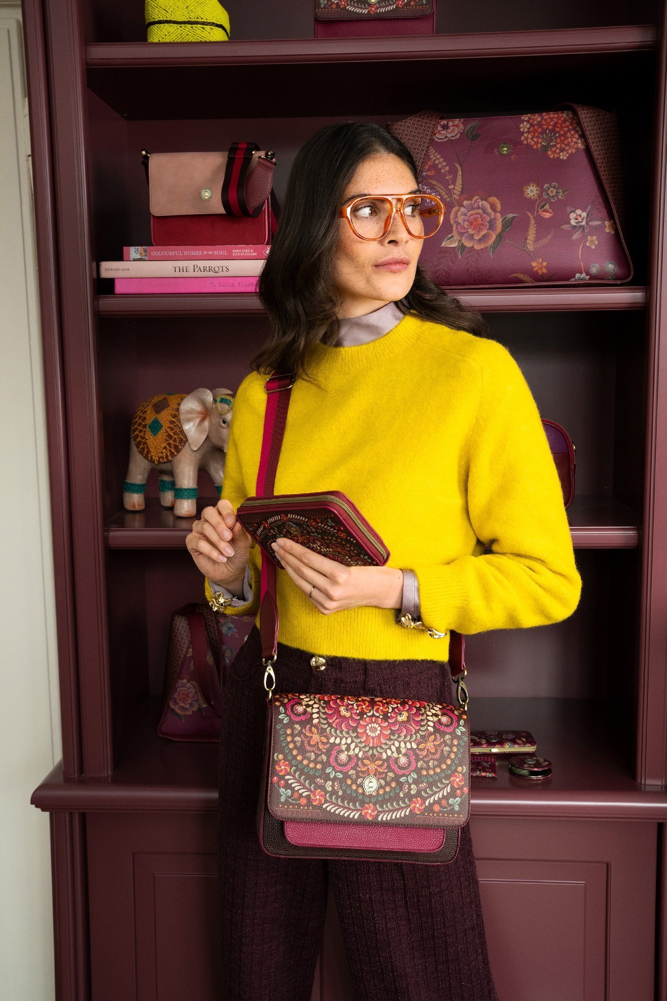 Кошелек Willow Il Ricamo Dark Red ракурс 4