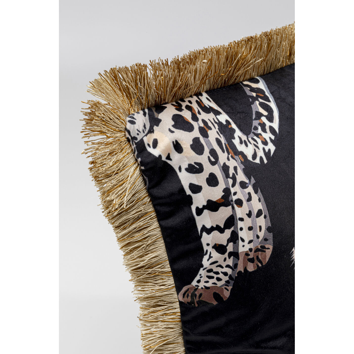 Подушка Leopard ракурс 2