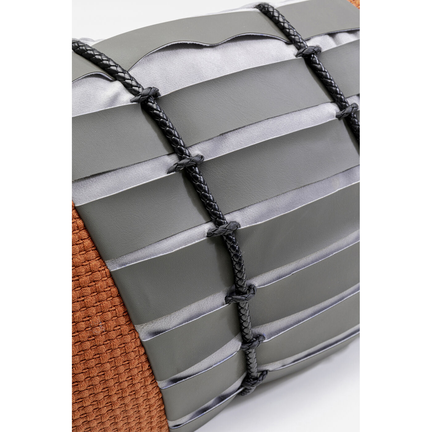 Подушка Tyre ракурс 3